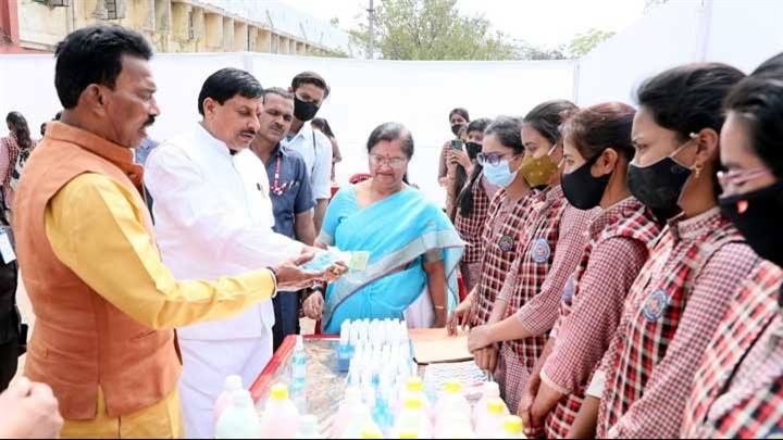 राज्य स्तर पर होगा कैरियर मेले का आयोजन - उच्च शिक्षा मंत्री डॉ. यादव